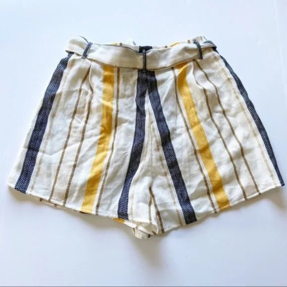 NEW Beach Riot Aubrey Yellow Striped Shorts - Picture 5 of 6